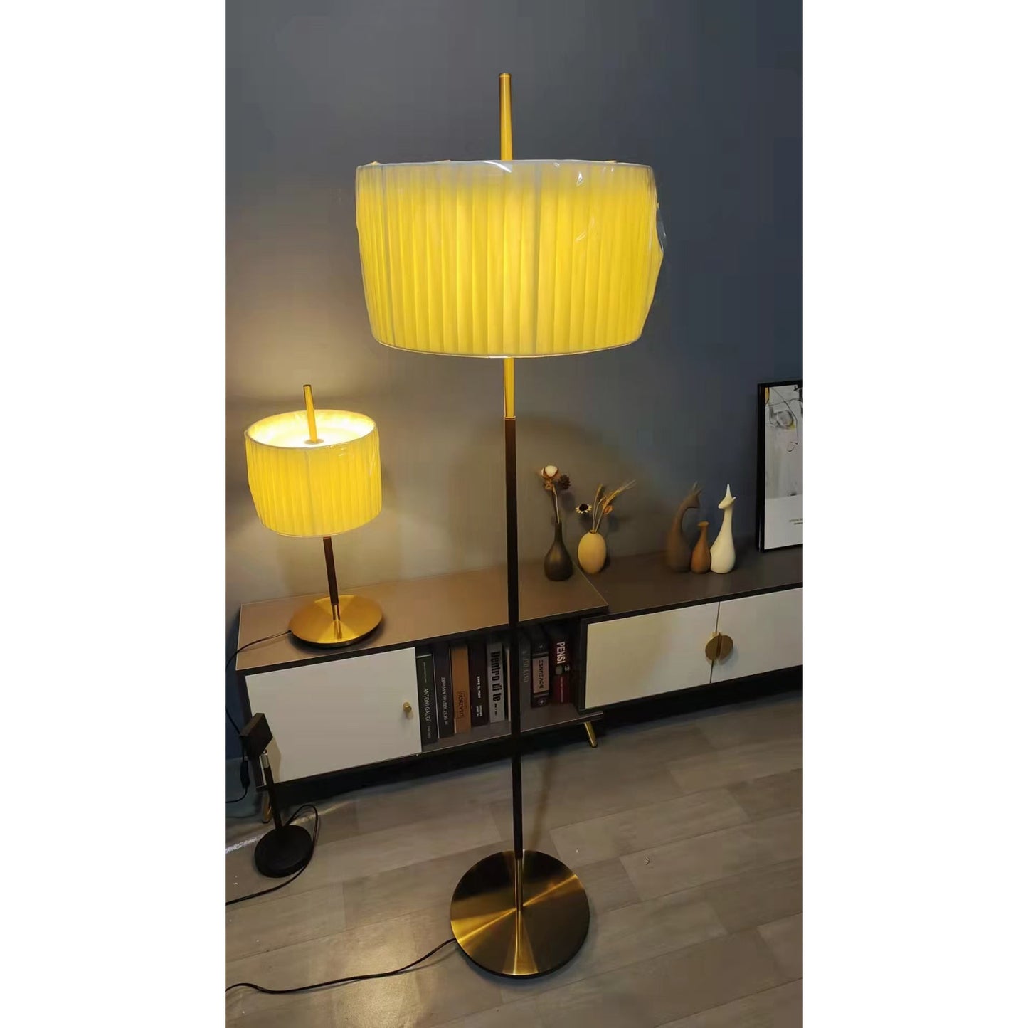 Danona Table Lamp