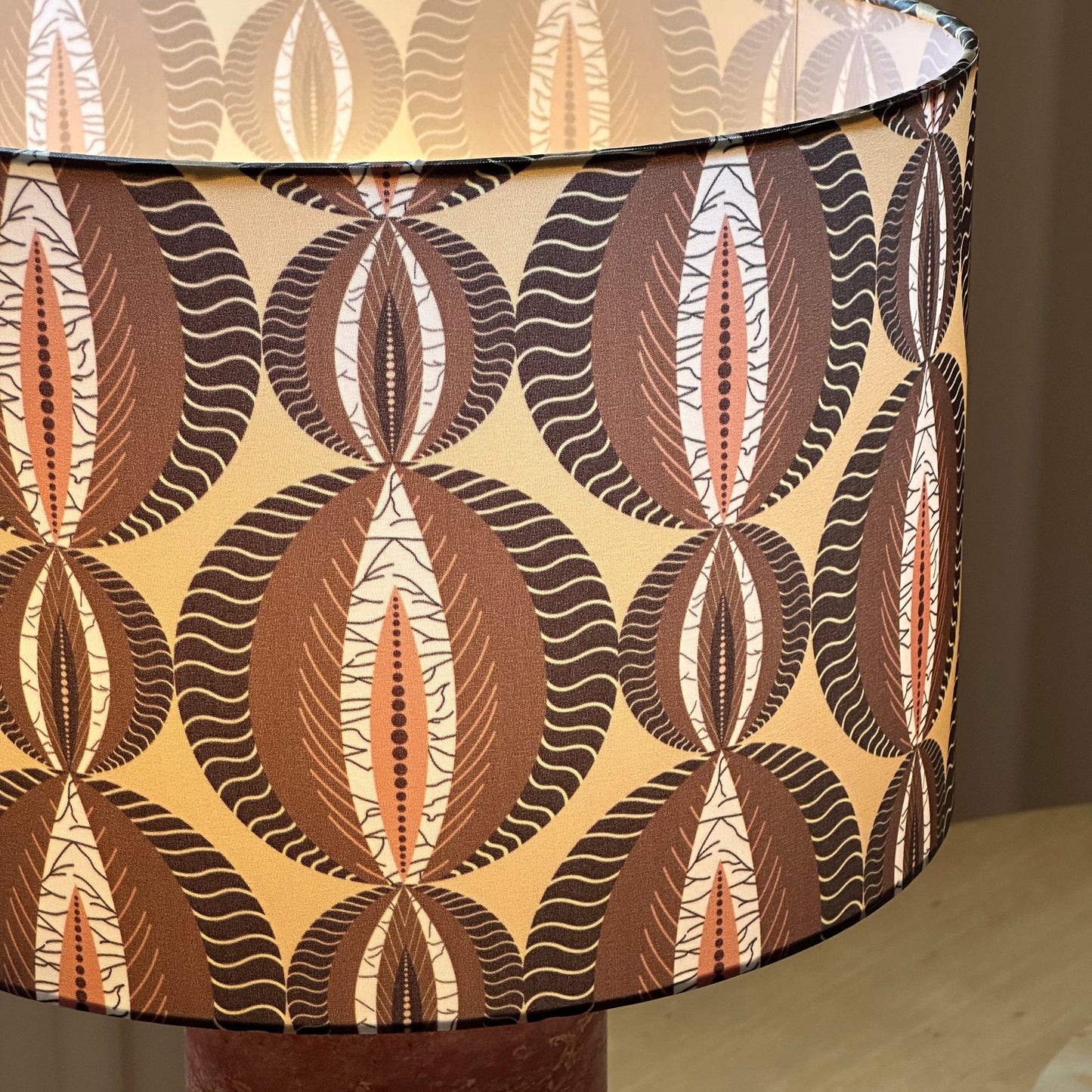 Gravity Table Lamp