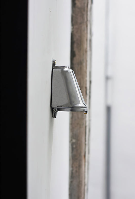Mast Wall Lamp