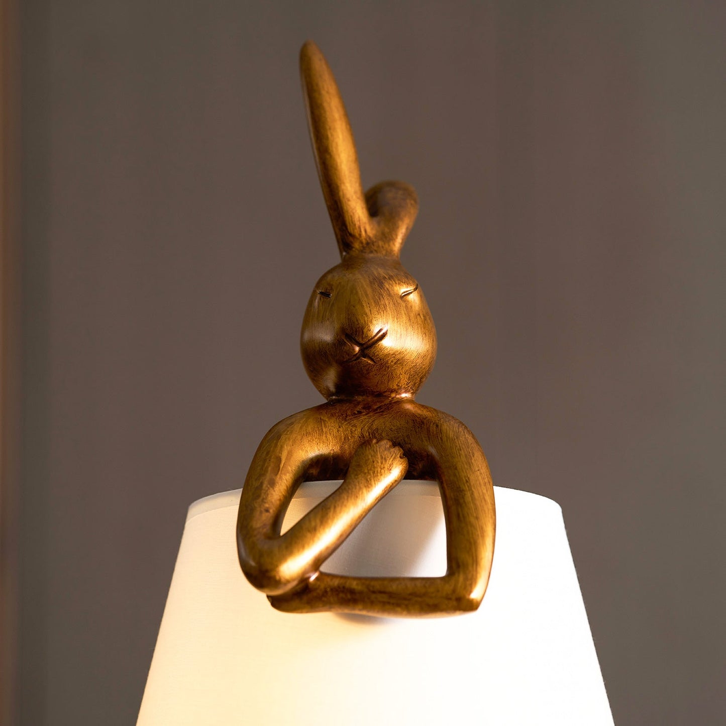 Chester Rabbit Table Lamp
