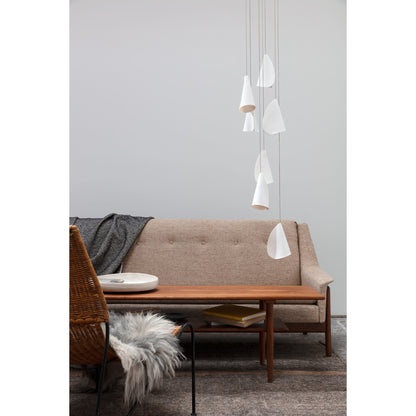 21 Thin Porcelain Pendant Lamp