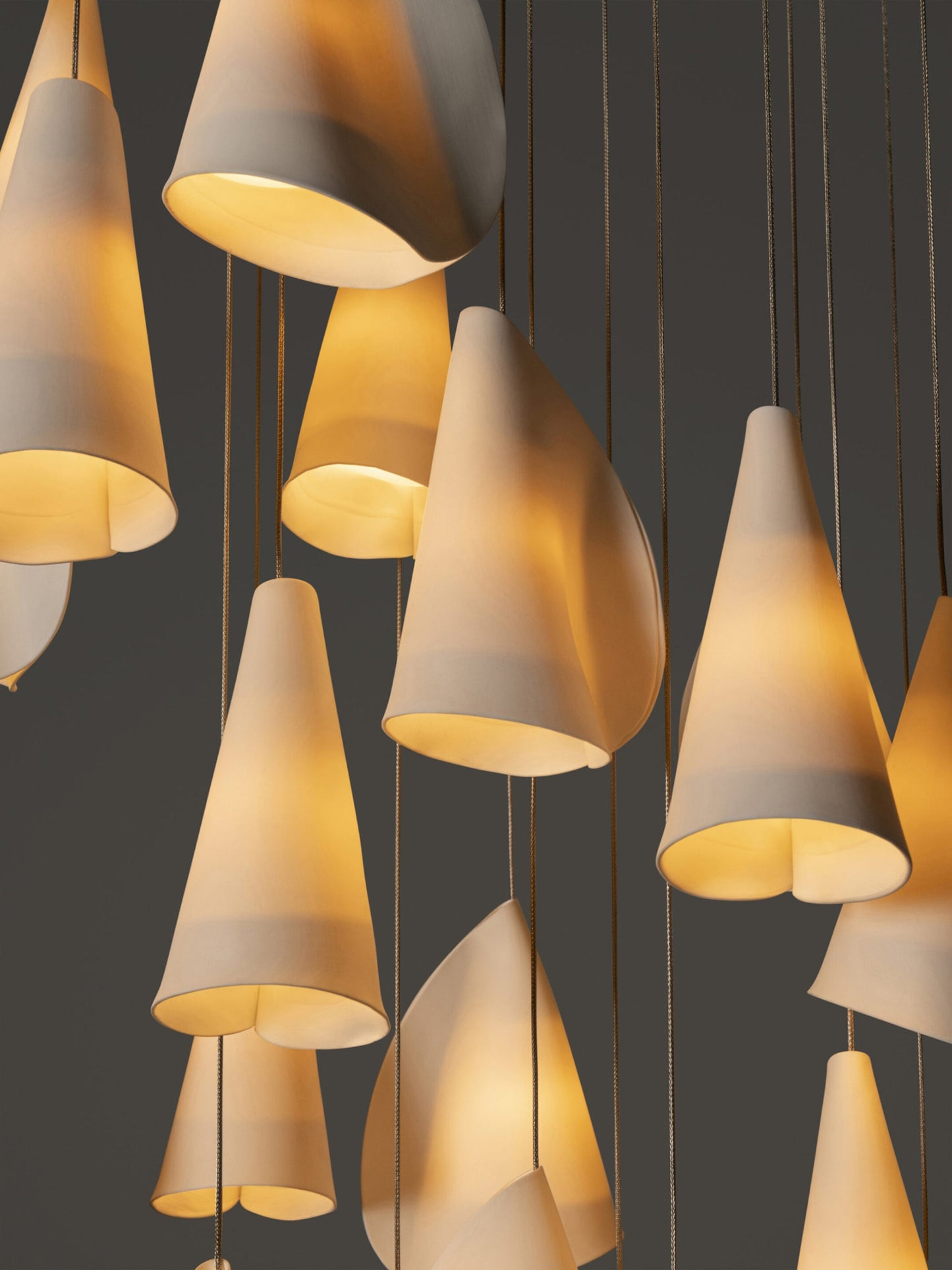 21 Thin Porcelain Pendant Lamp