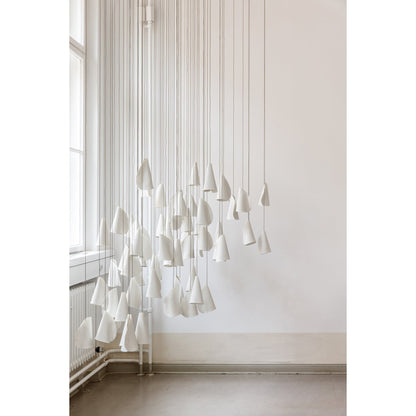 21 Thin Porcelain Pendant Lamp