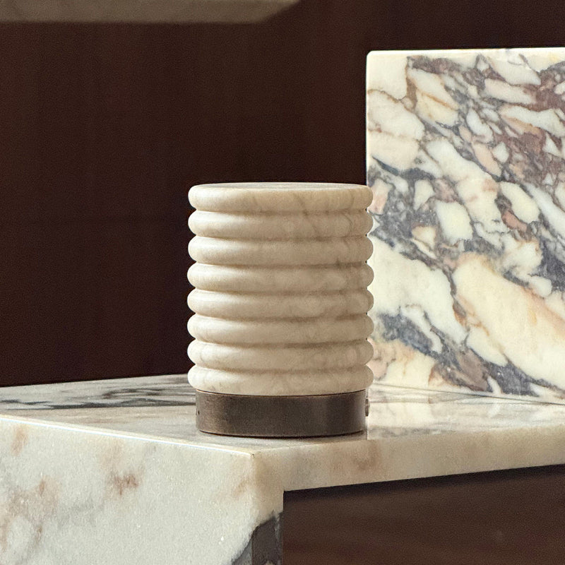 Alabaster Striped Table Lamp (Built-in Battery)