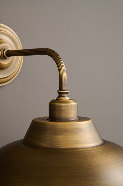 Aldorno Wall Lamp