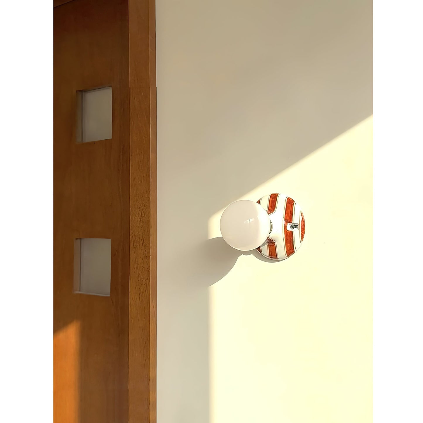 Ambrette Wall Lamp