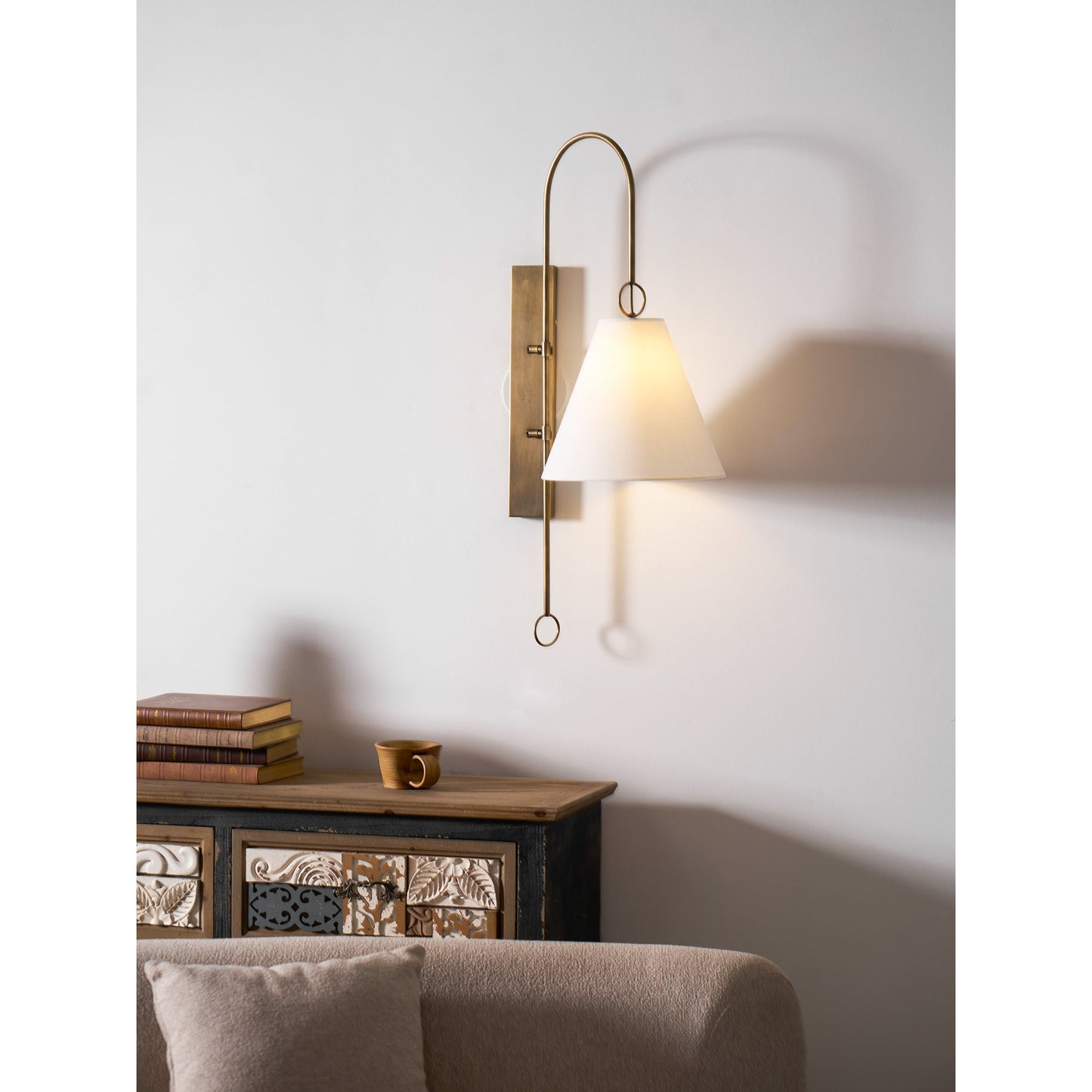 Anniston Wall Lamp
