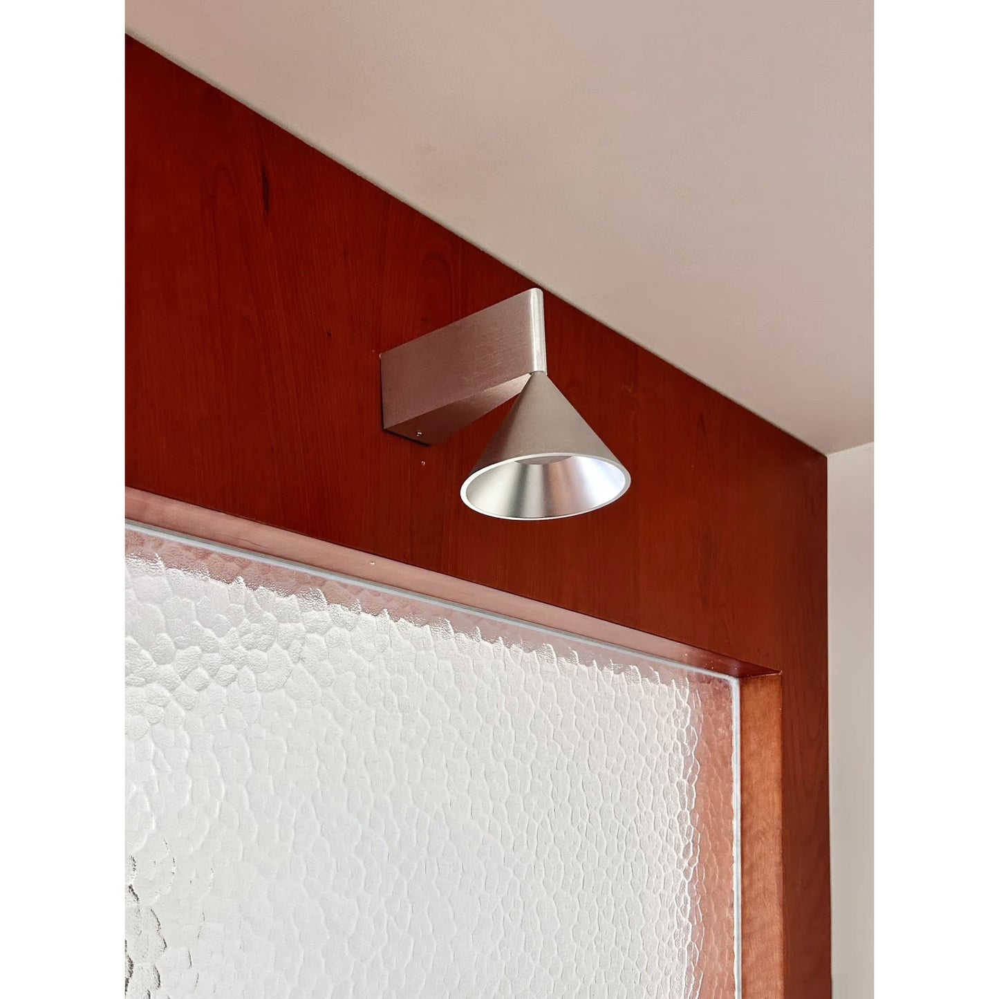 Apollo Aluminum Wall Lamp