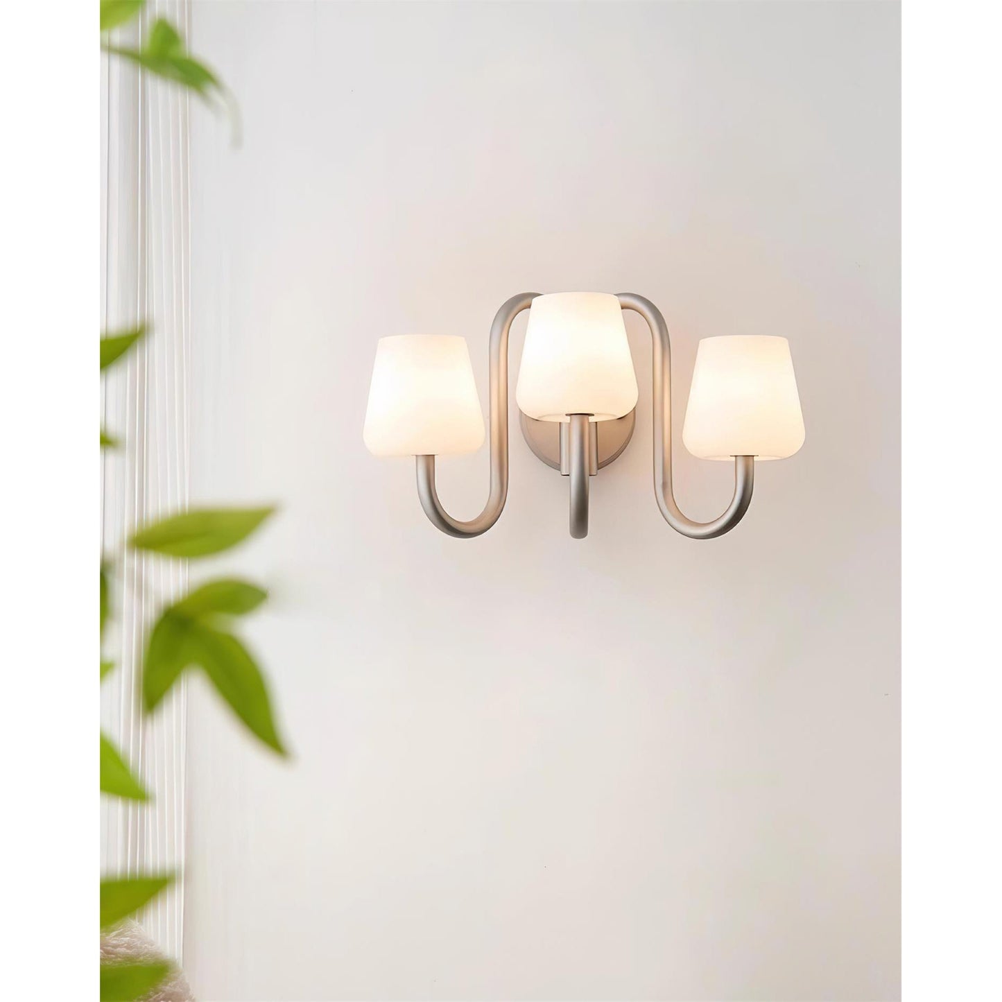 Apollo Wall Lamp