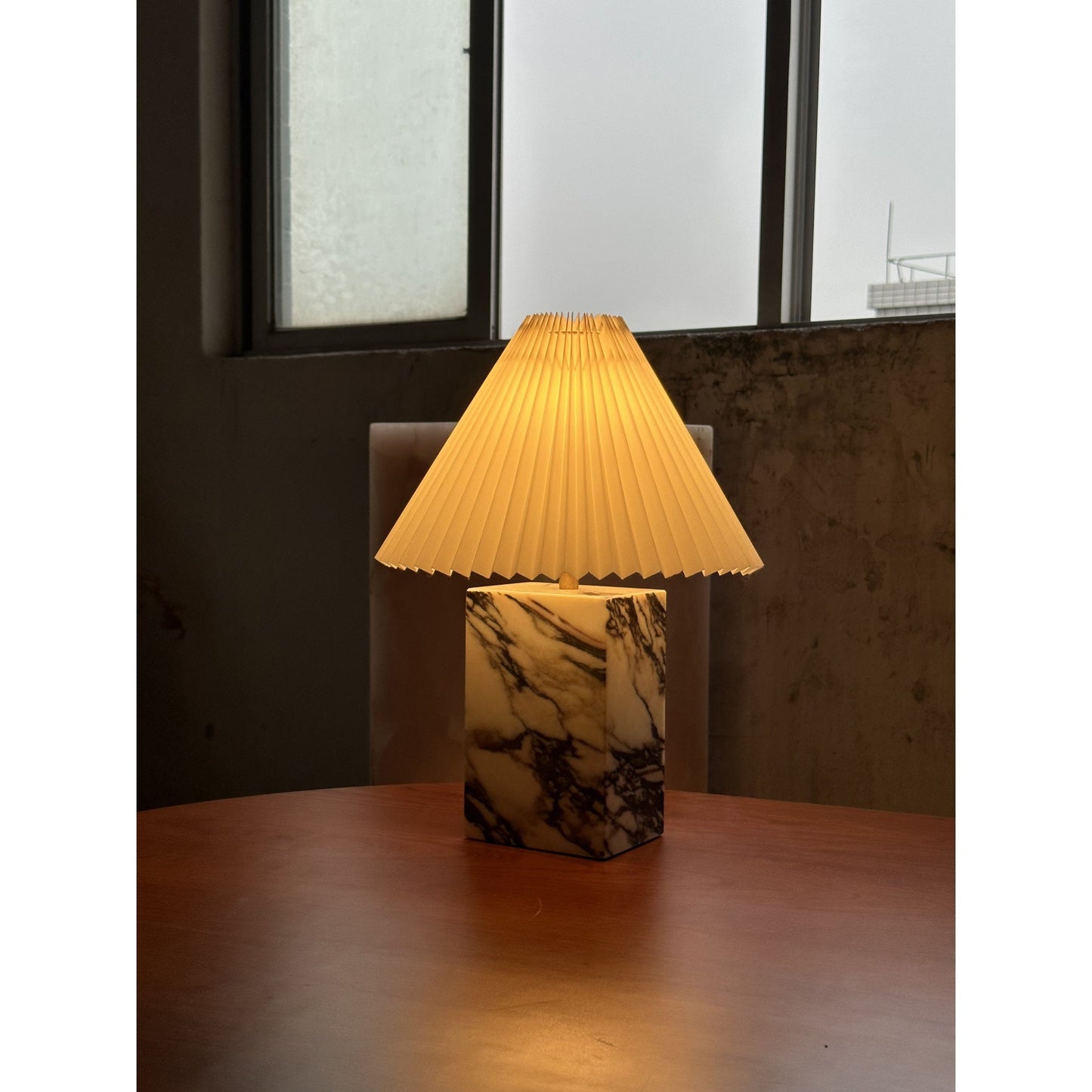 Arouca Table Lamp