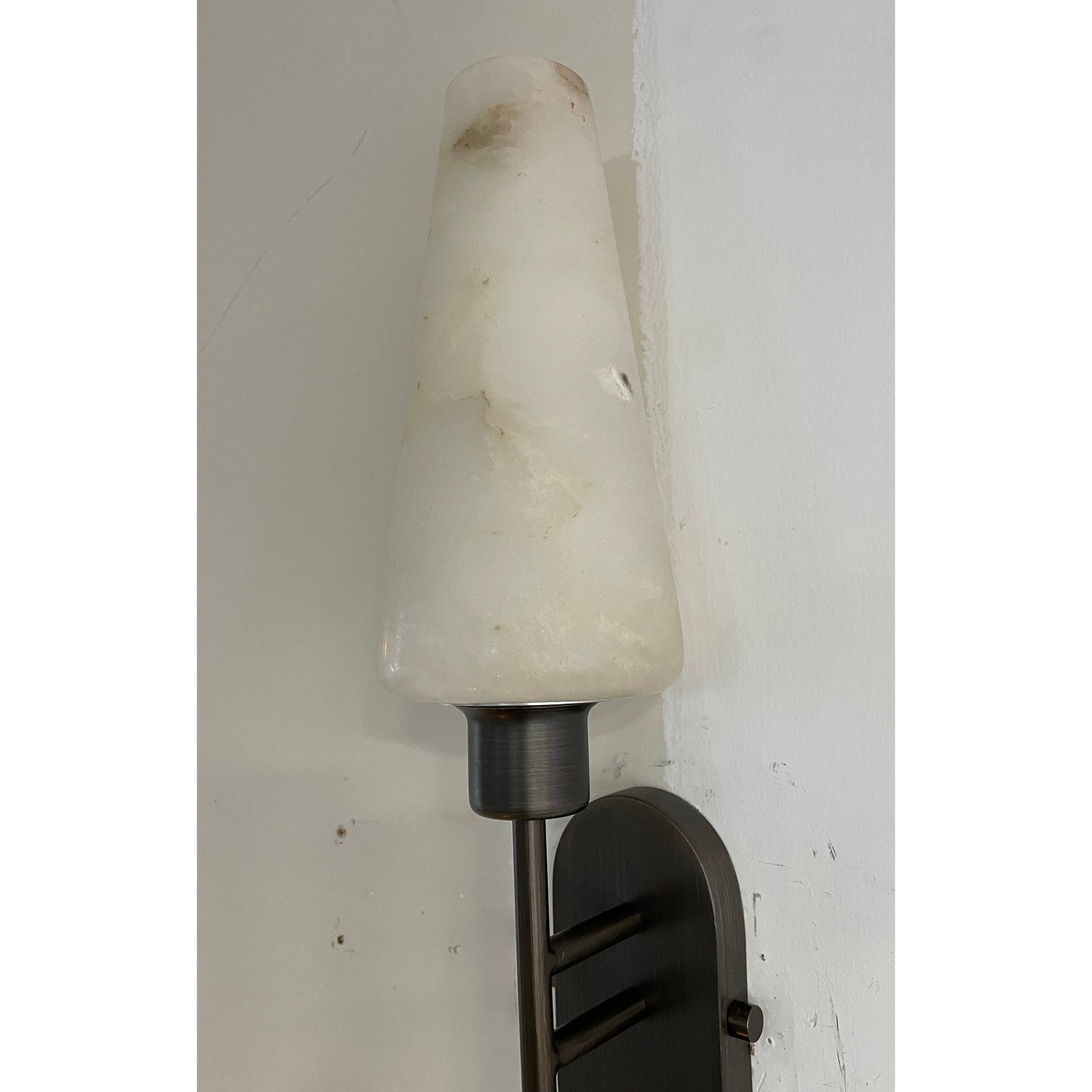 Arras Alabaster Wall Lamp