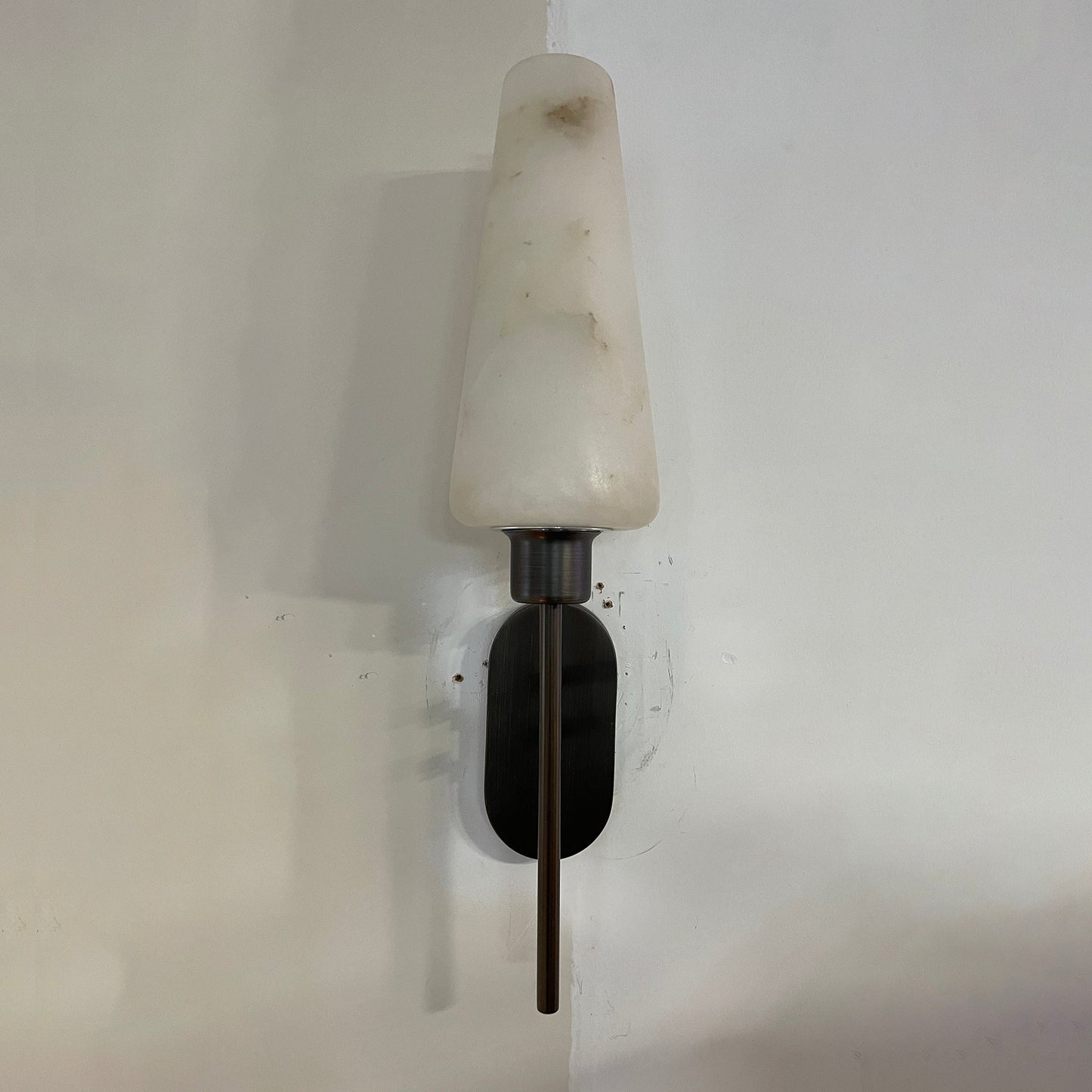 Arras Alabaster Wall Lamp
