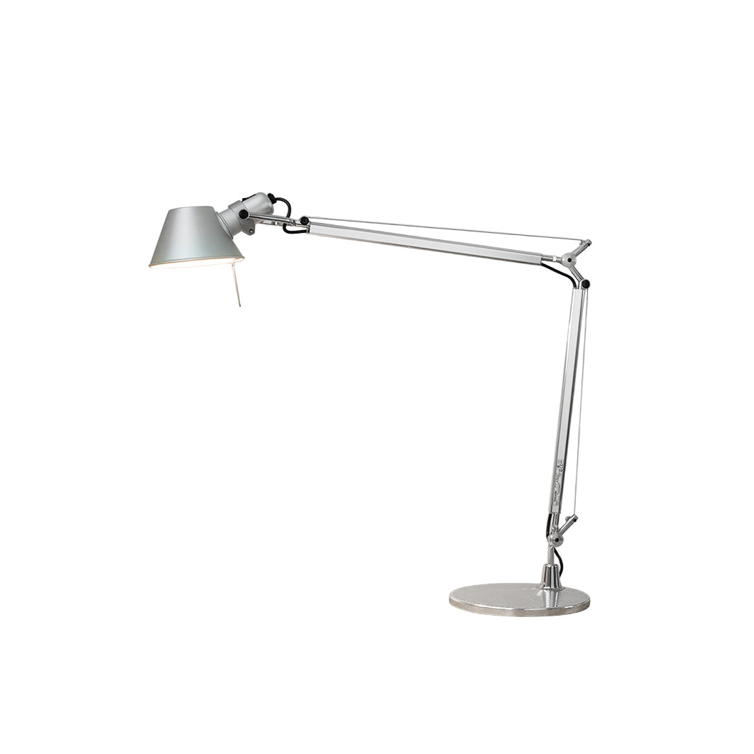 Articulated Aluminum Desk Lamp