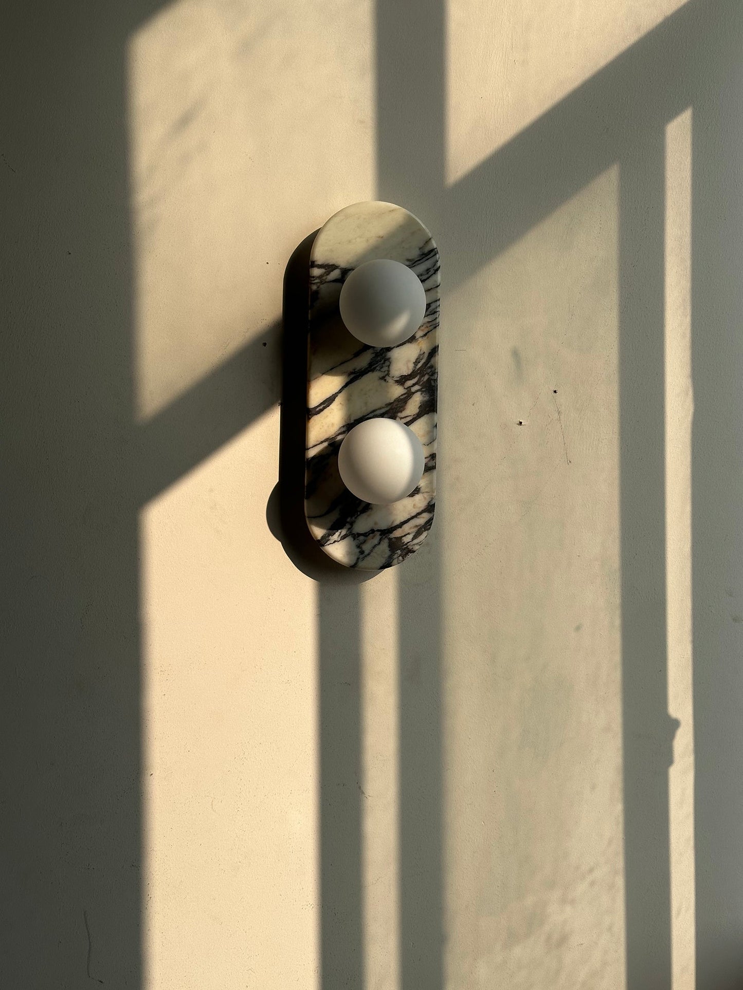 Asteria Wall Lamp