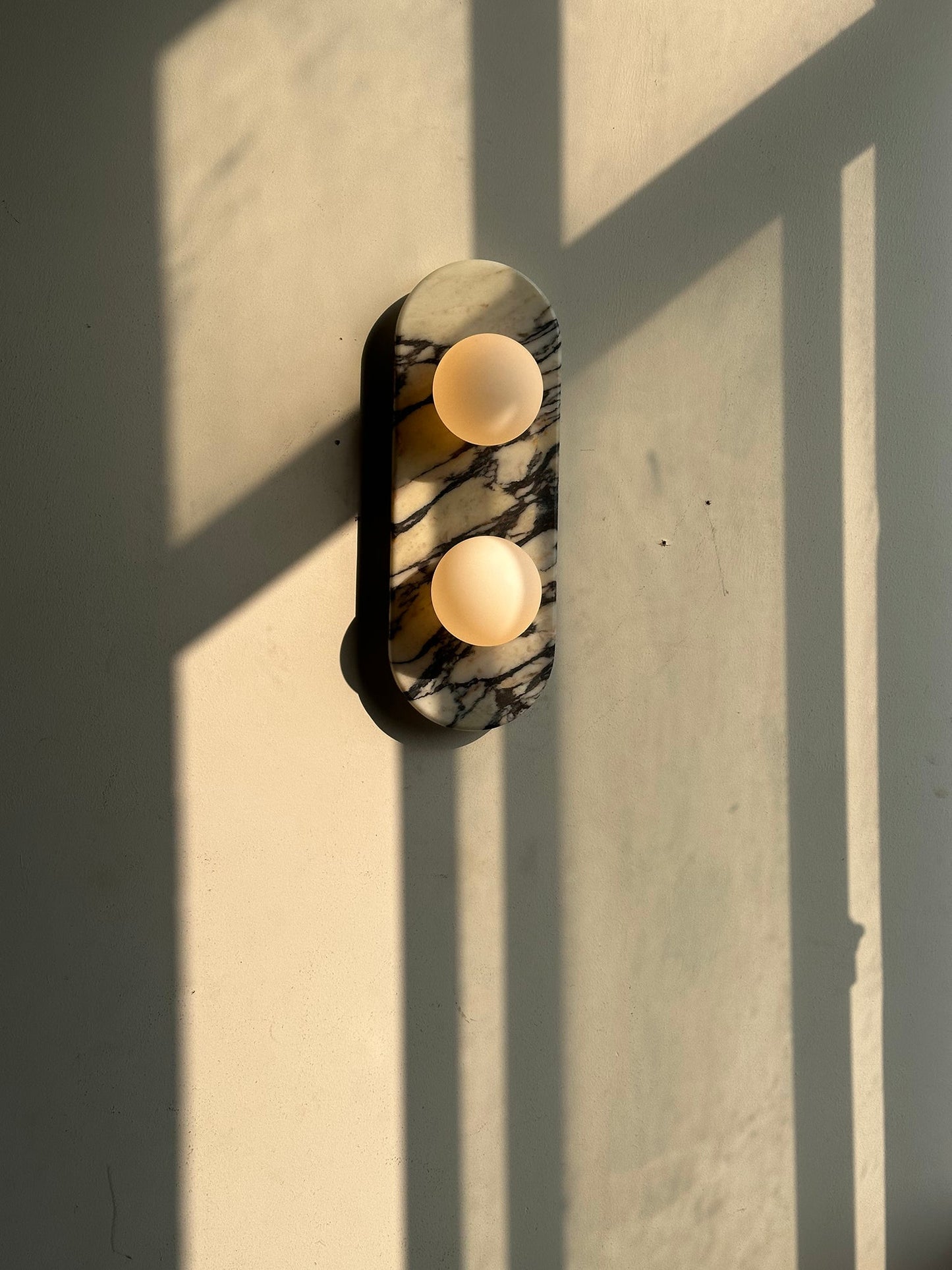 Asteria Wall Lamp