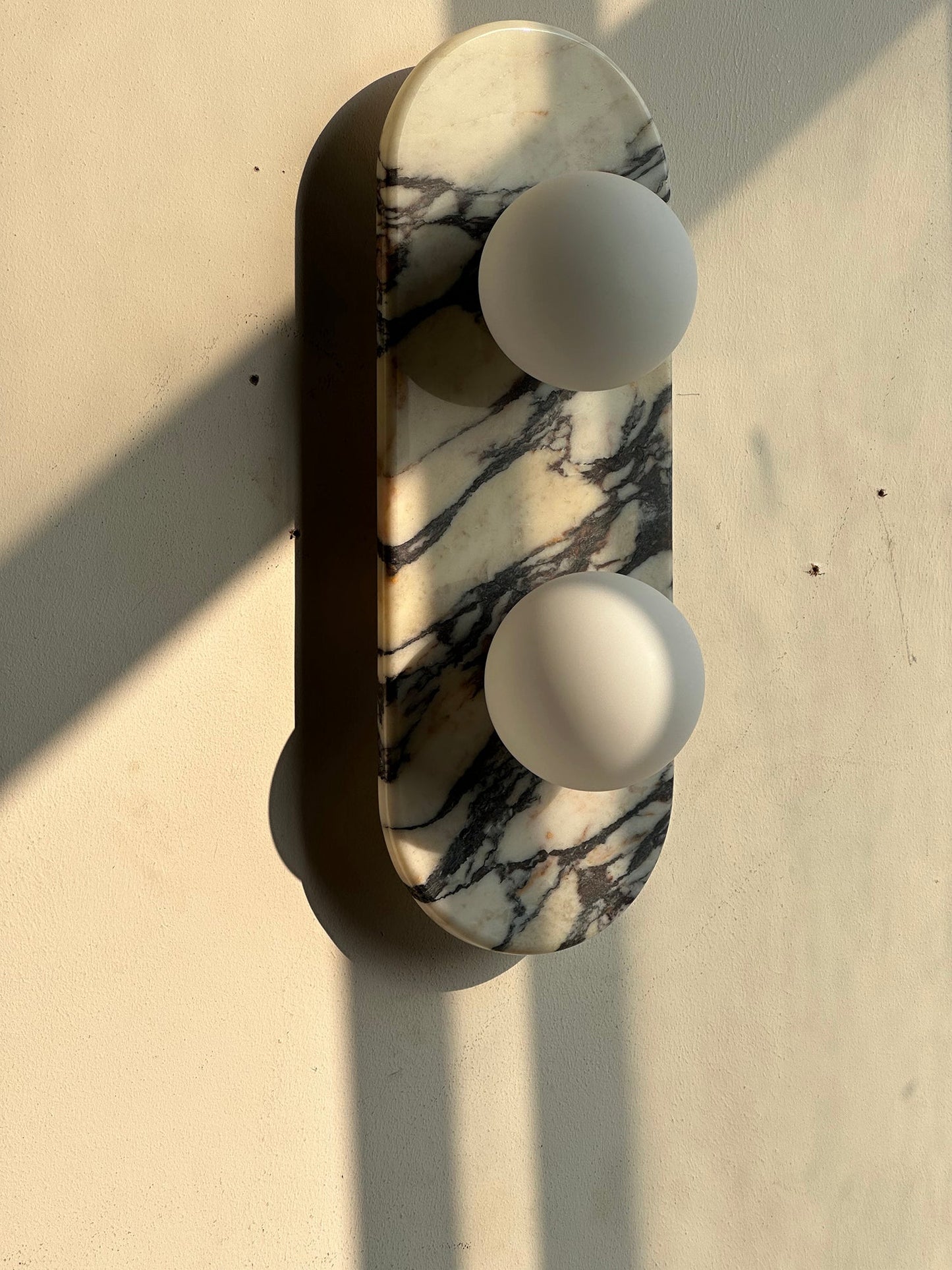 Asteria Wall Lamp