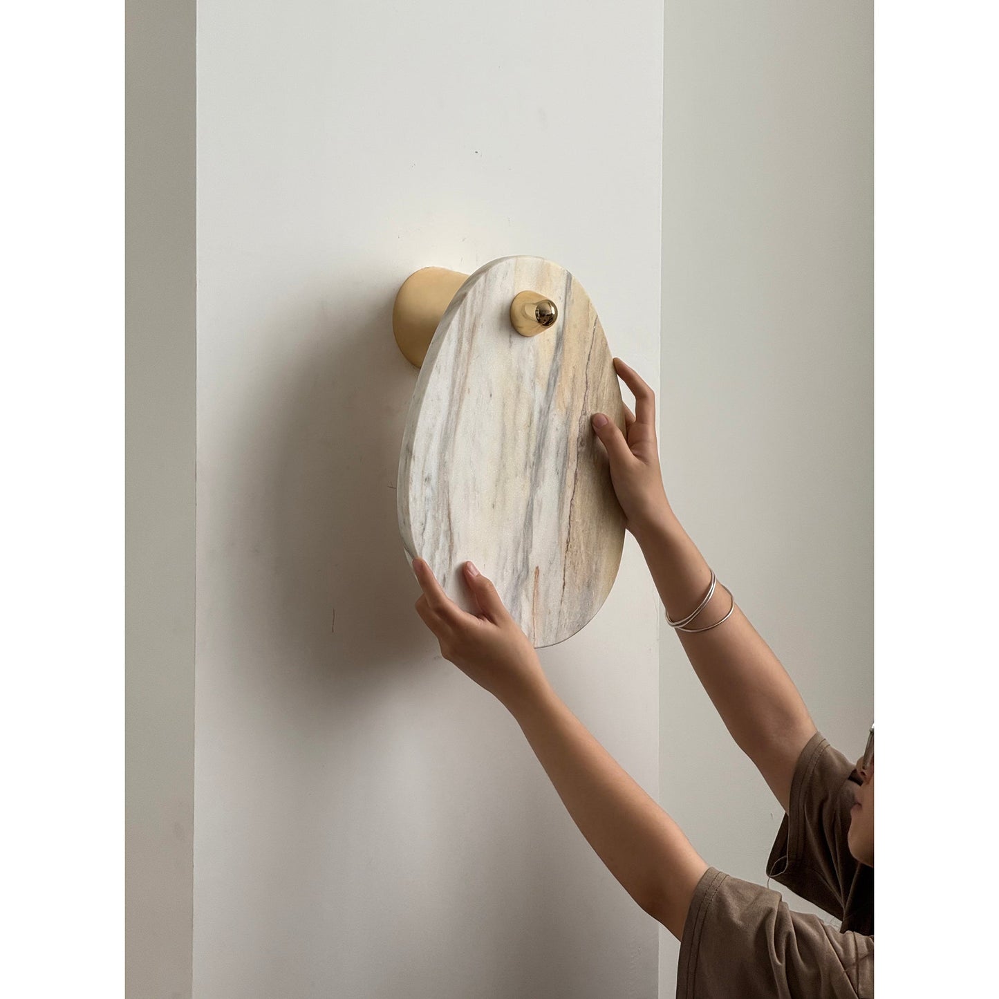 Aurora Marble Wall Lamp