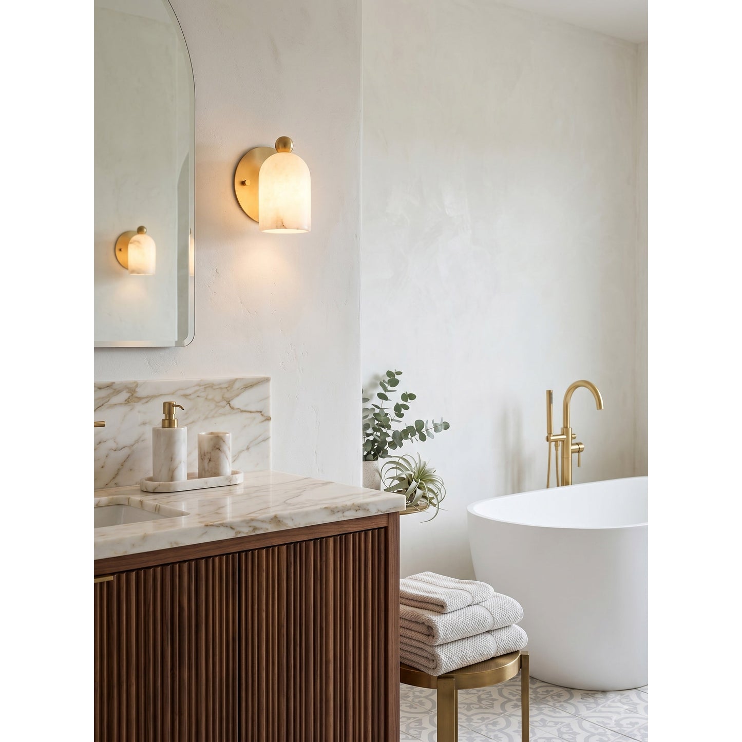 Bombelles Alabaster Wall Lamp
