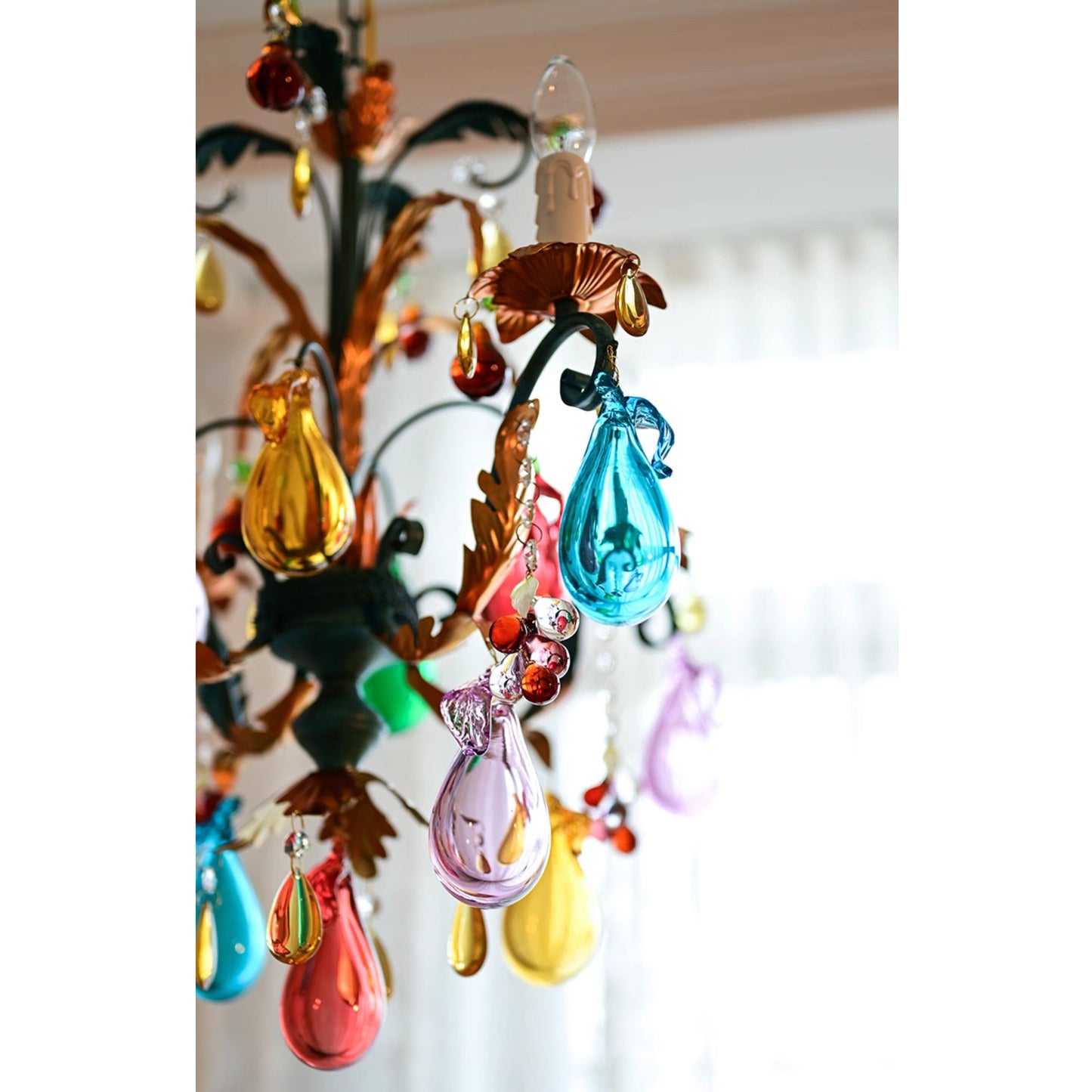 Bordeaux Fruits Chandelier