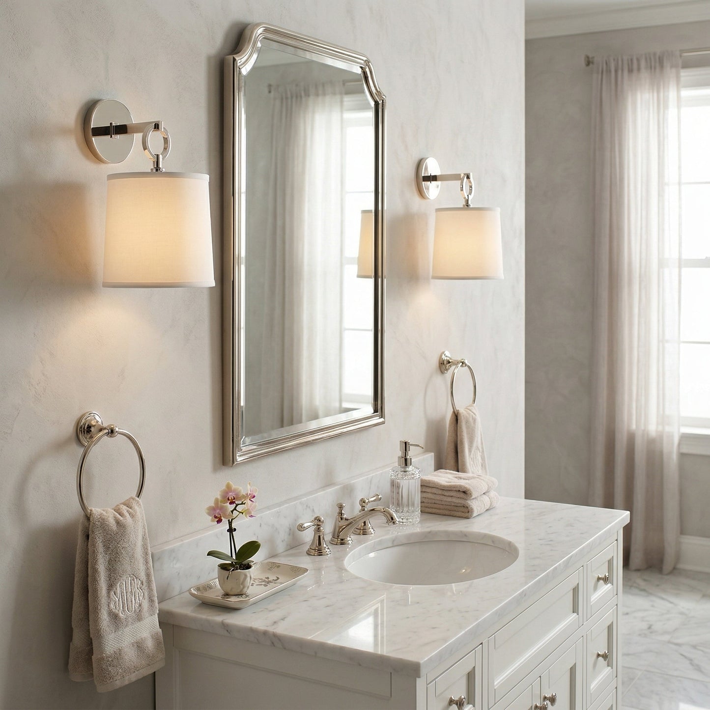 Full Circle Sconce