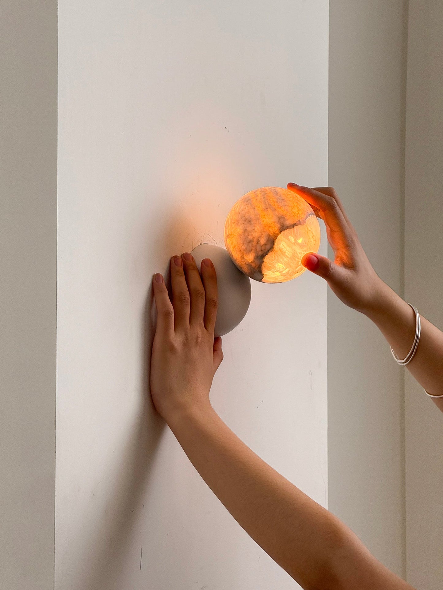 Callisto Eclipse Wall Lamp