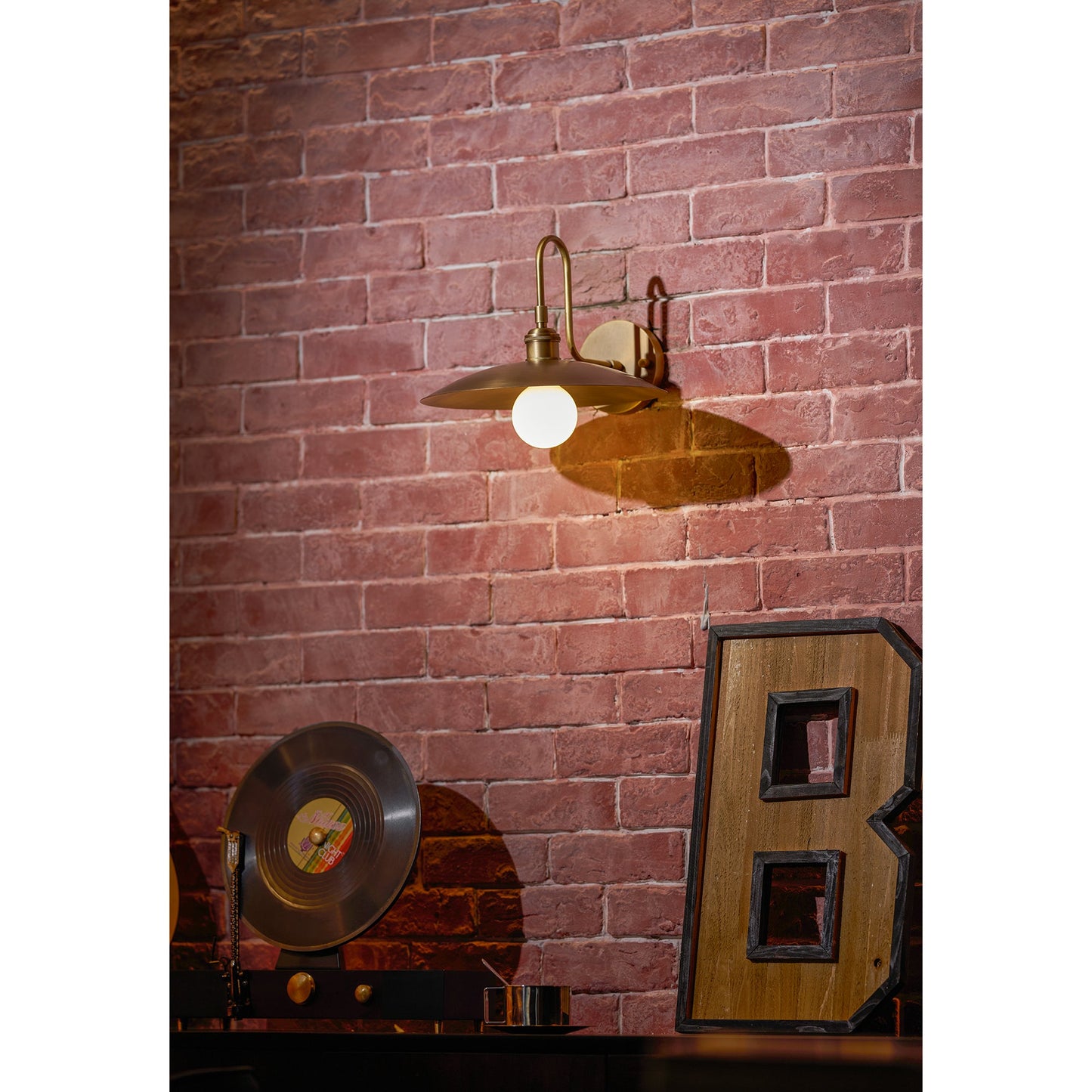 Cantina Wall Lamp
