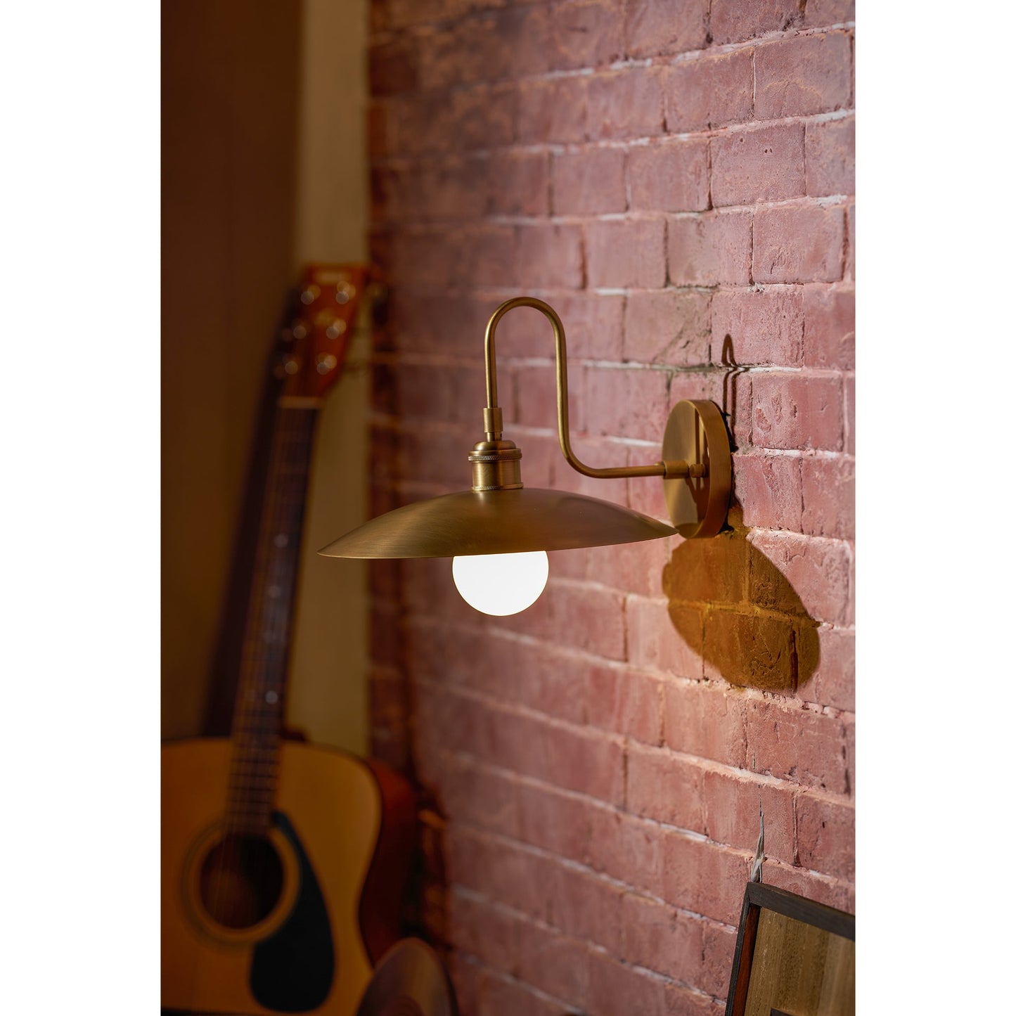 Cantina Wall Lamp