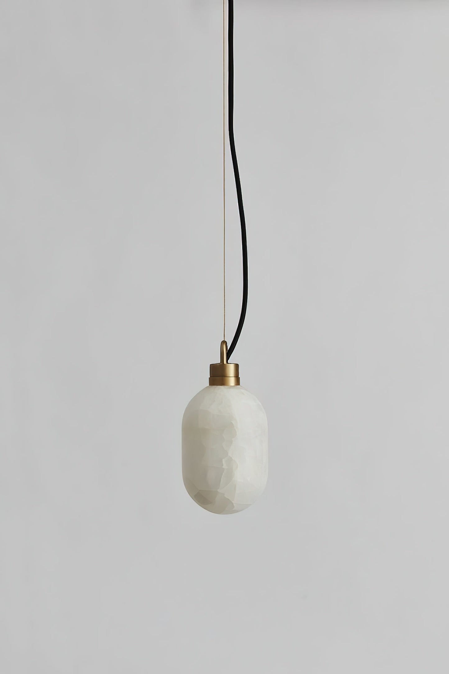 Capsa Alabaster Pendant Lamp