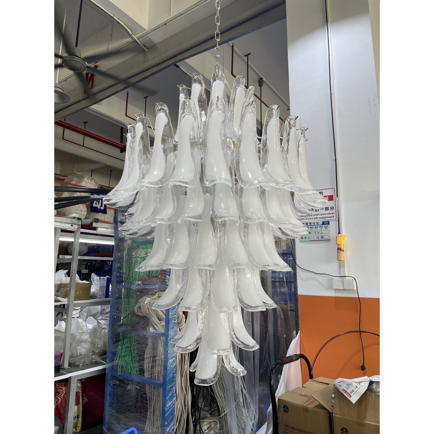 Caramello Petal Chandelier