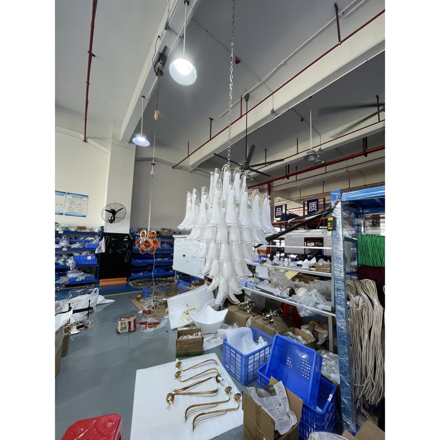 Caramello Petal Chandelier