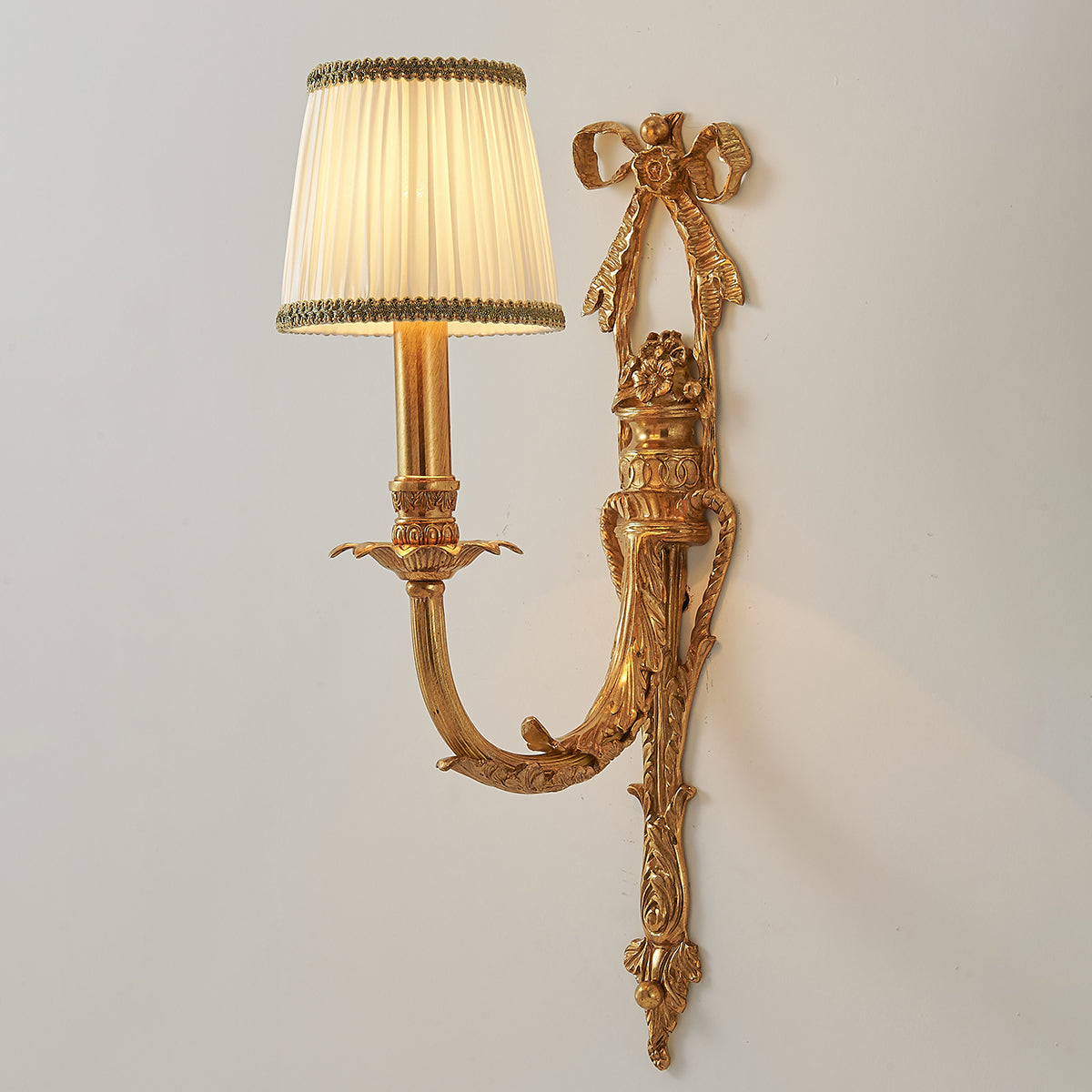 Claudine Wall Lamp