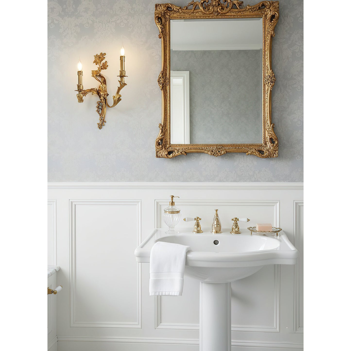 Corinne Wall Lamp
