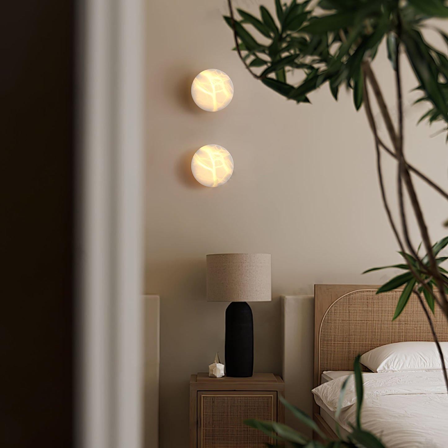 Cylindrical Alabaster Wall Lamp