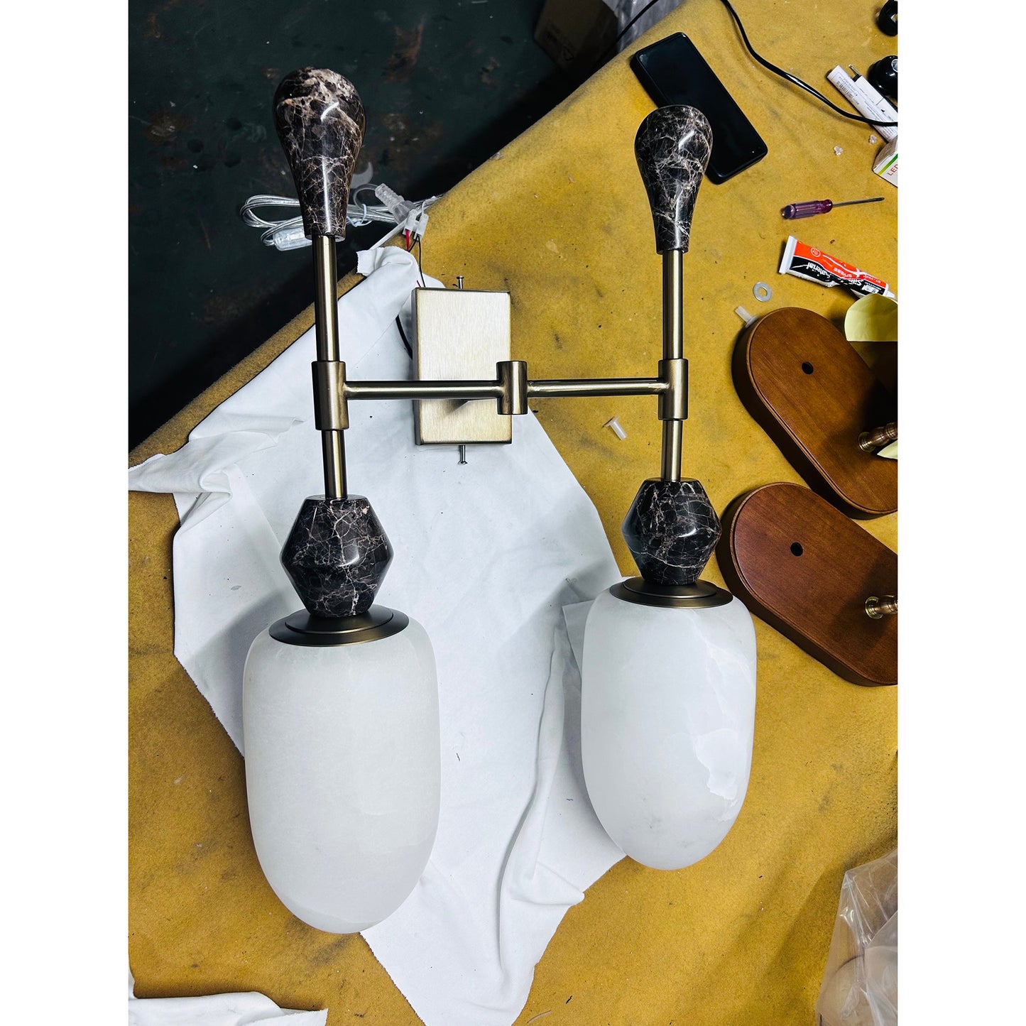Dakota Alabaster Wall Lamp