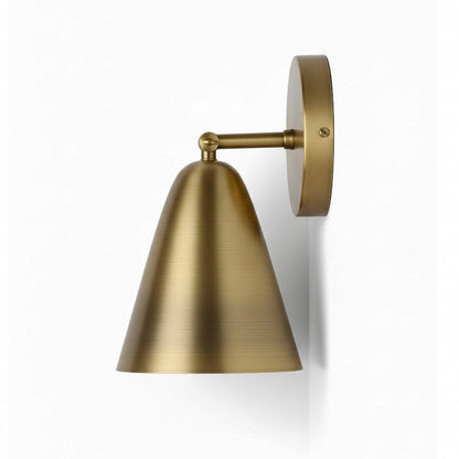 Dax Brass Wall Lamp