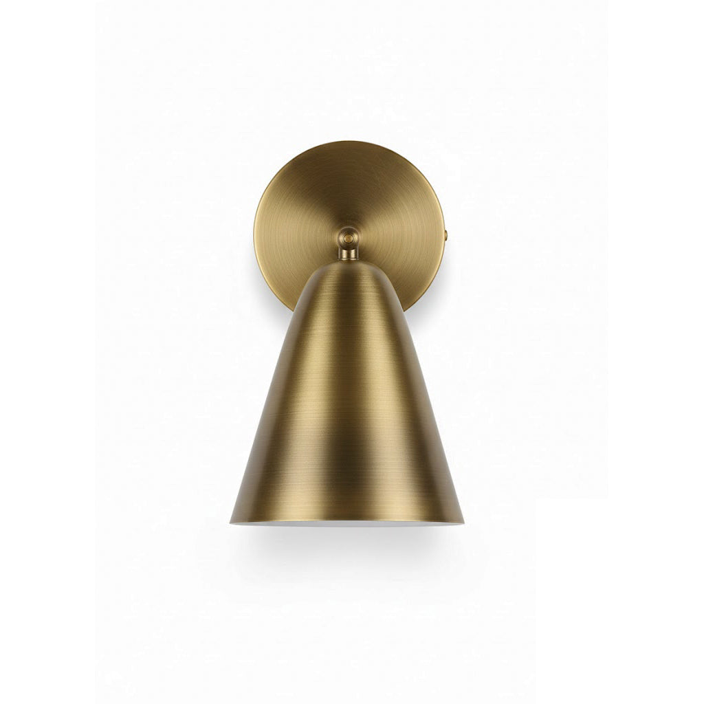 Dax Brass Wall Lamp