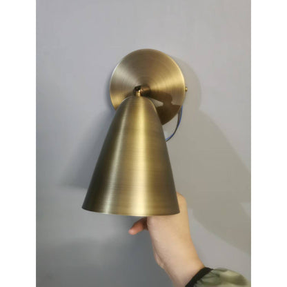Dax Brass Wall Lamp