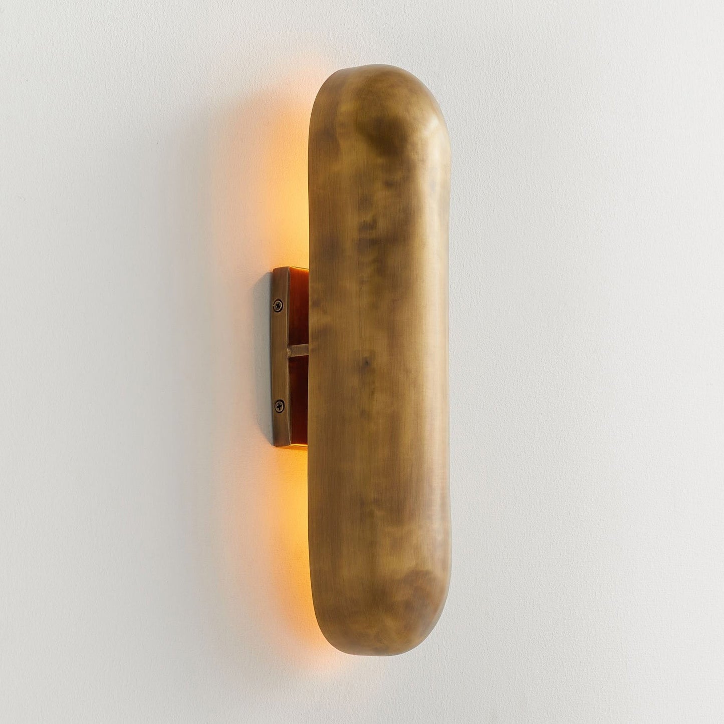 Dax Brass Wall Lamp