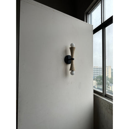 Dax Wall Lamp