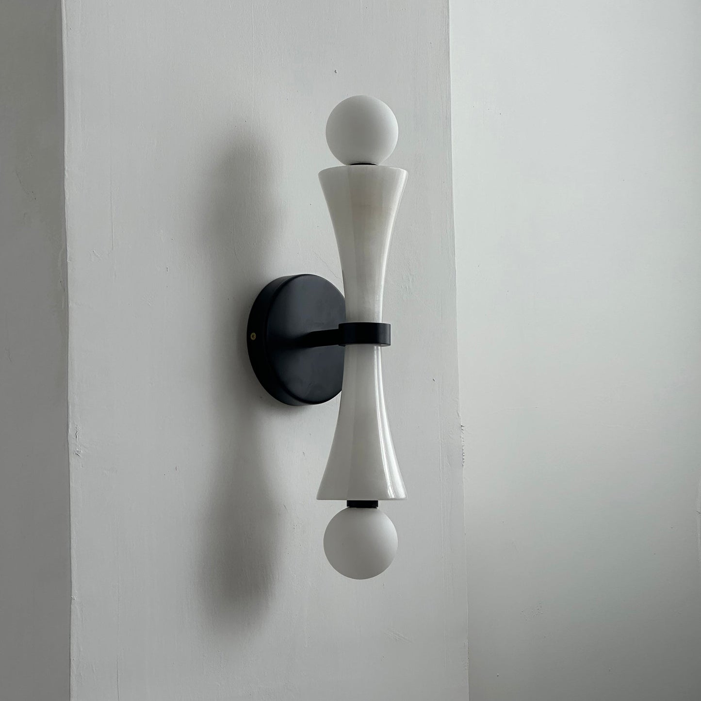 Dax Wall Lamp