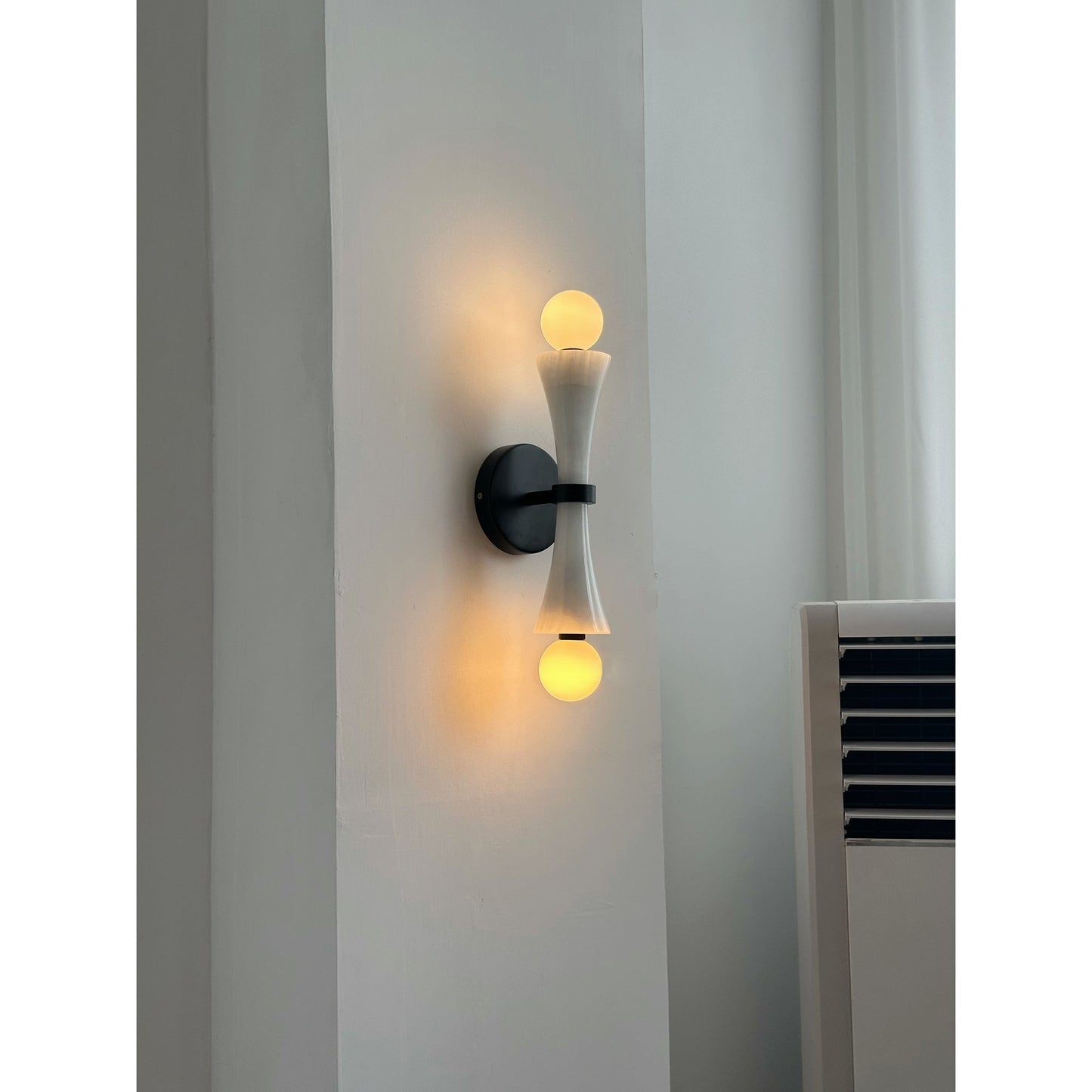 Dax Wall Lamp