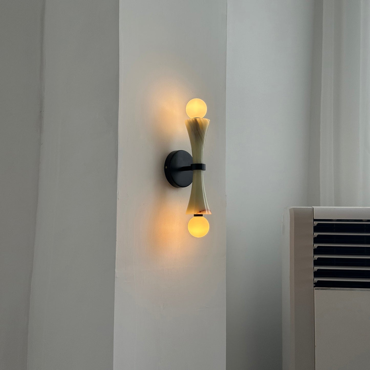 Dax Wall Lamp