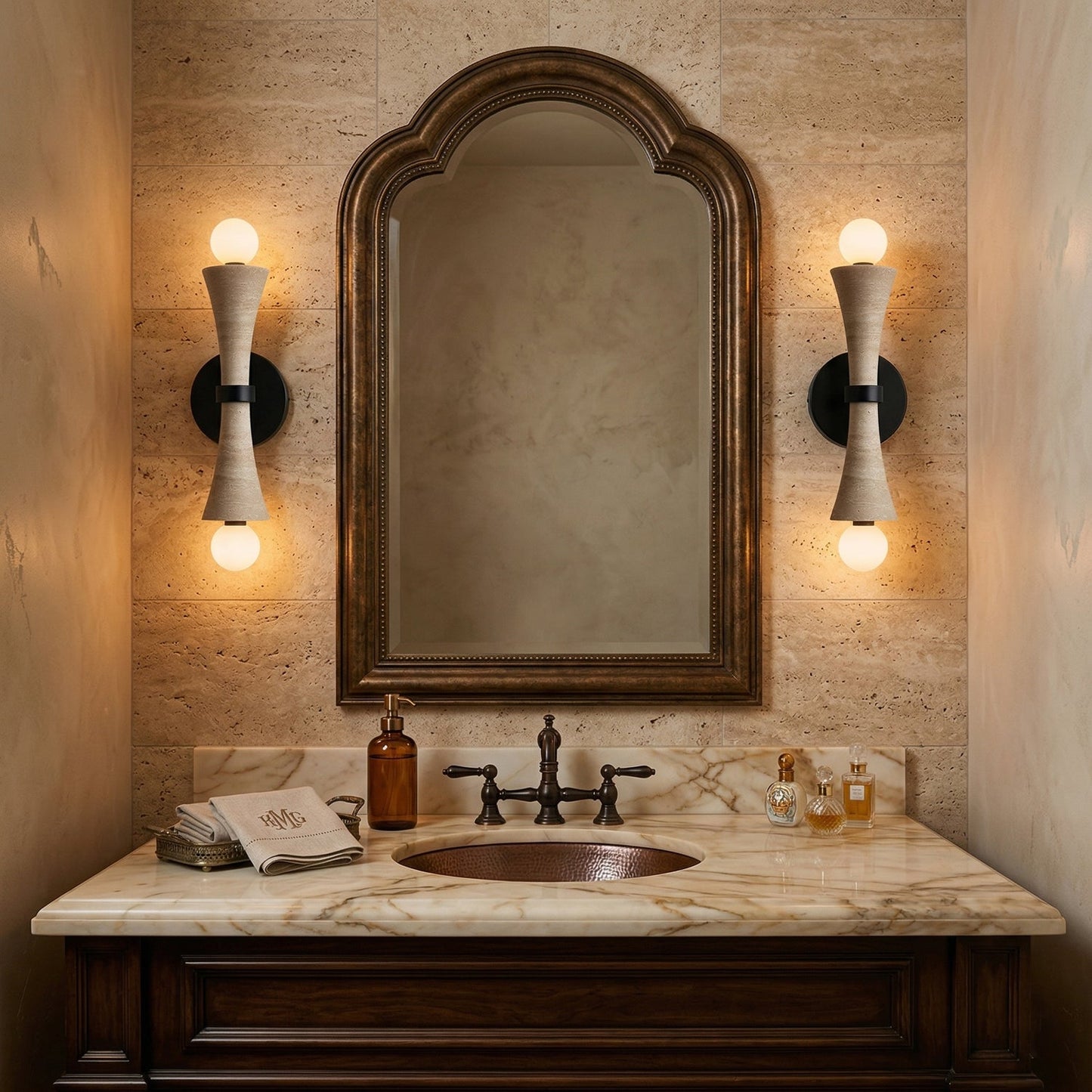 Dax Wall Lamp