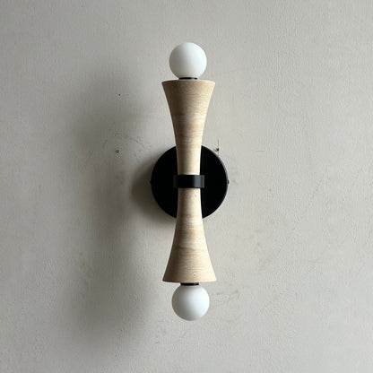 Dax Wall Lamp