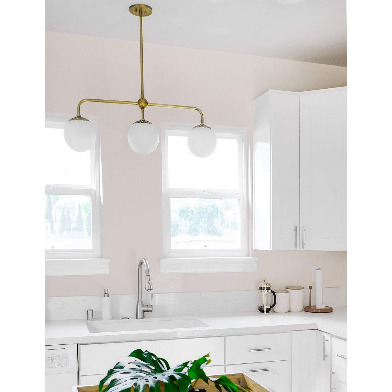 Dewdrop Globe Pendant Lamp