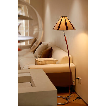 Dornstab Floor Lamp