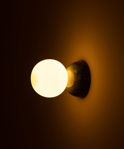Eklipso Wall Lamp