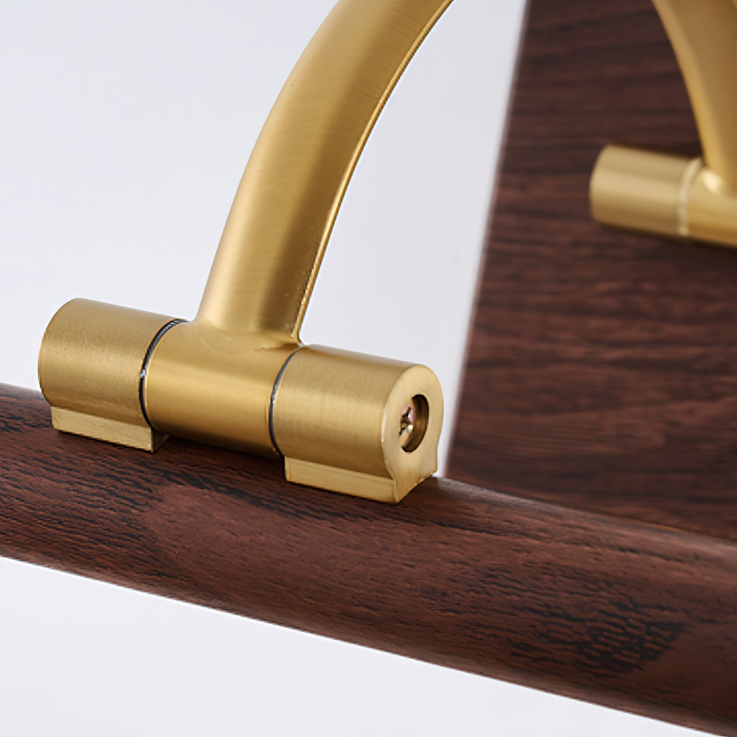 Elowen Brass Wall Lamp