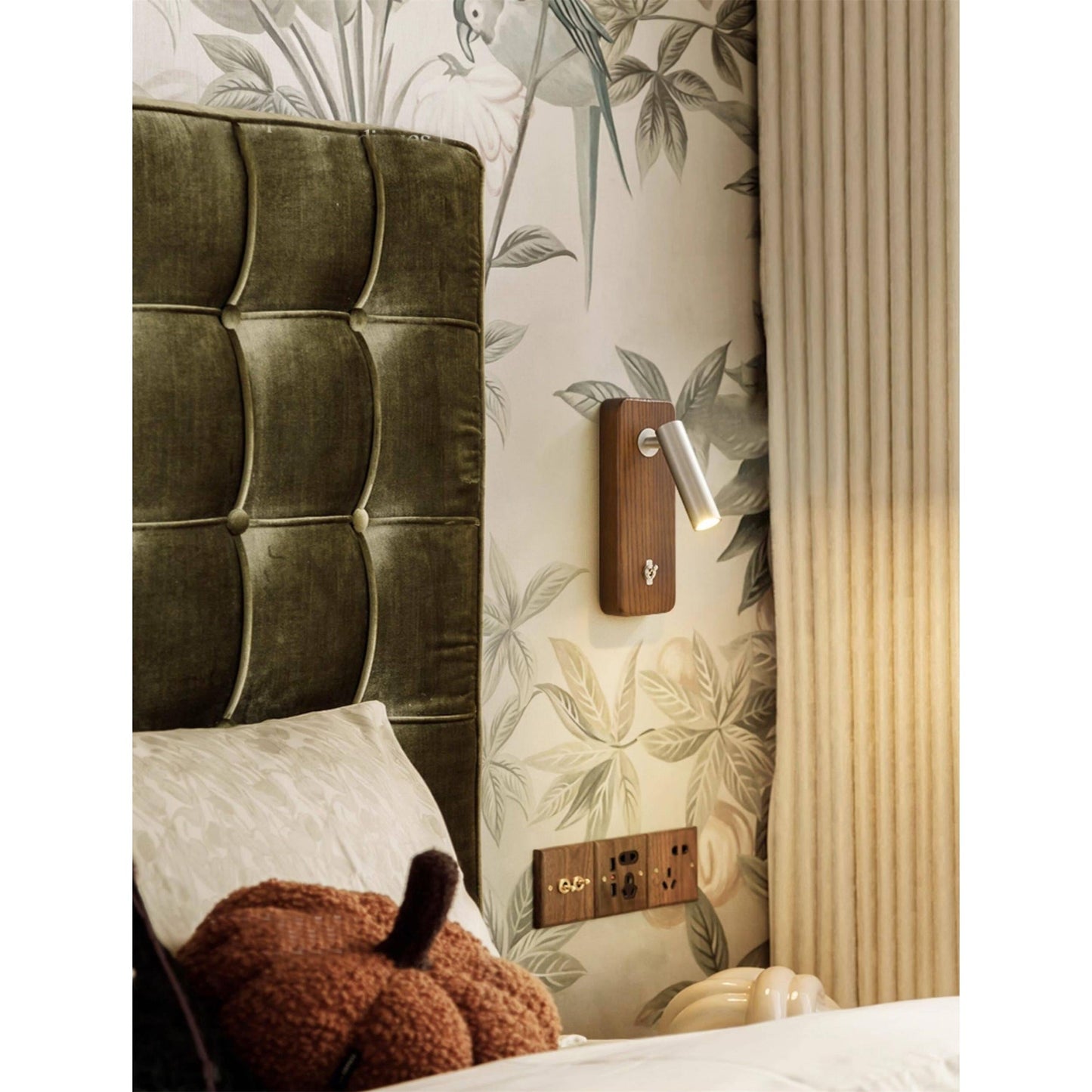 Enna Surface Wall Lamp