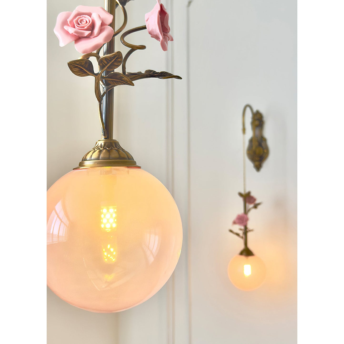 Evelyn Glass Pendant Lamp
